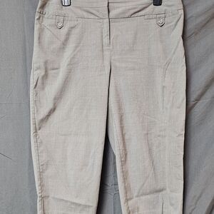 Cato Women's Cropped Pants in Light Gray